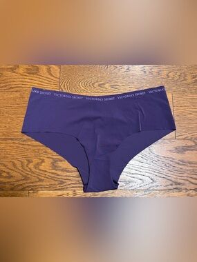 Victoria's Secret Women's No Show Cheeky Gothic Purple Panty Size XL NWT